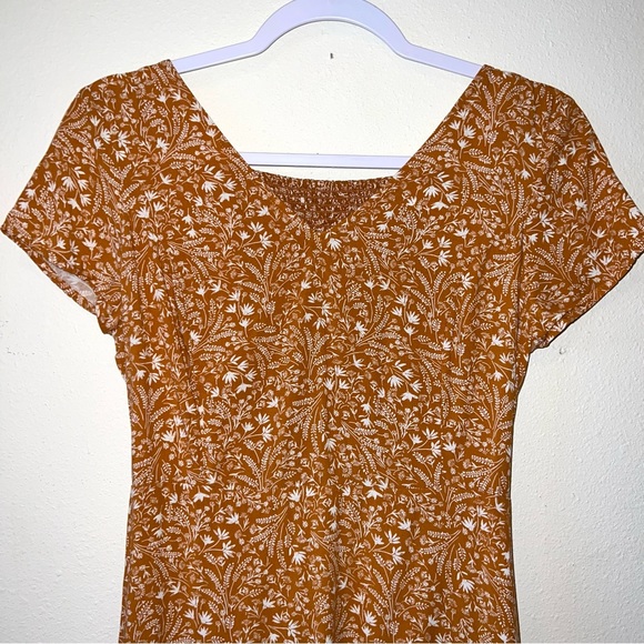 Old Navy Ditsy Amber Floral Minidress Size S - Picture 2 of 3
